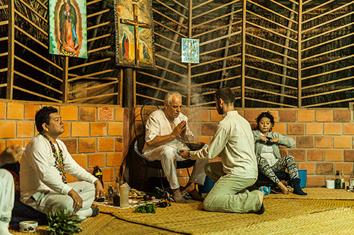 Ceremonia de ayahuasca en Takiwasi